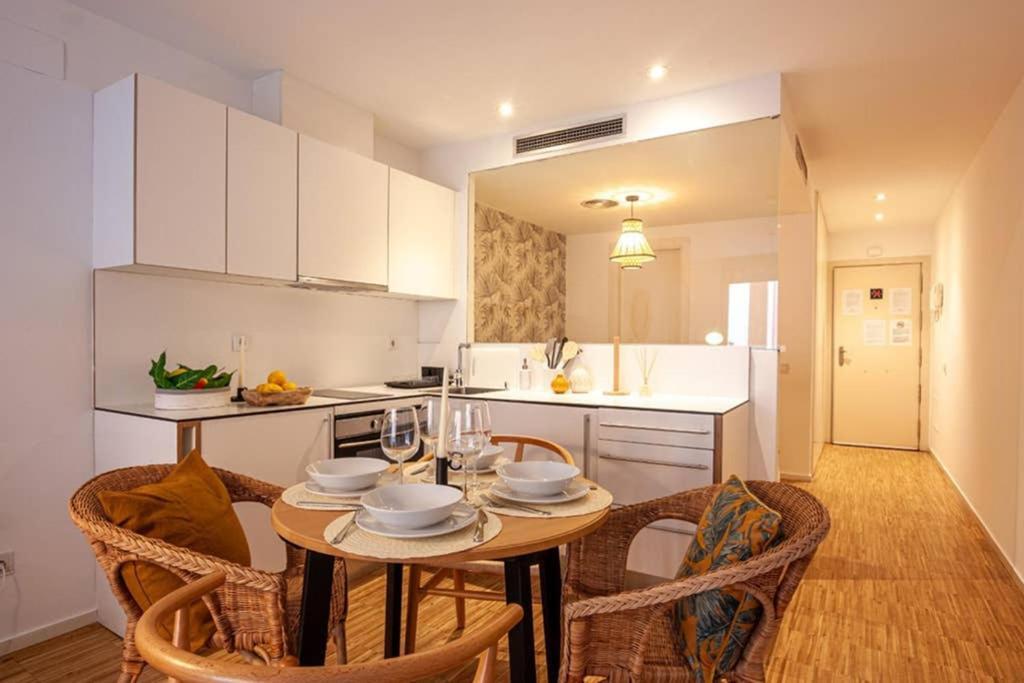 Heima Gran Via B Apartment Madrid Exterior photo