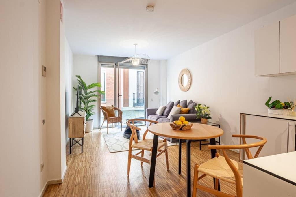 Heima Gran Via B Apartment Madrid Exterior photo